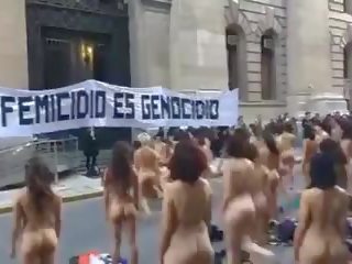 Ýalaňaç women protest in argentina -colour version: sikiş video 01
