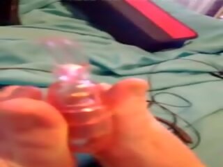 阴蒂 振子 之间 我的 脚
