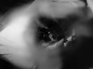 Merr mua lakuriq 1966: exploitation x nominal kapëse video 60