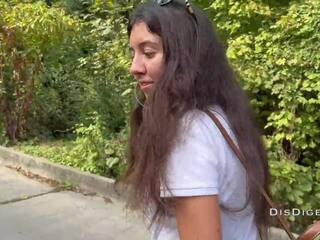 Cariño flashed su coño en la autobús, yo tiene emocionado y offered su a tener sucio presilla en la playa