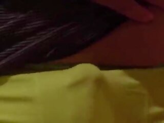 パンツの上からちんちんをもてあそばれ、叩かれながら射精してしまいました！