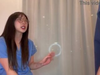 爬行 医 人 convinces 年轻 医 doc 韩国 年轻 女 到 他妈的 到 得到 先
