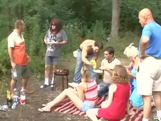 Familie fickt am glej: bbw analno x ocenjeno video vid 14