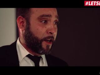 Letsdoeit - vampire diaries affaire avec séduisant trentenaire tina kay | xhamster