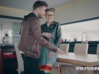 Frajerskie nastolatka elle róża uwielbia analny, darmowe hd xxx film 2a
