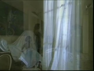 第一 婚礼 夜晚 为 一 放荡 新娘 在 白
