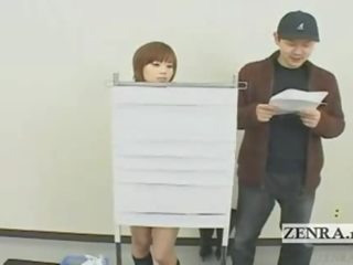 Titruar japoneze quiz shfaqje me nudist japoni student