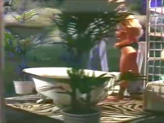 Britský hvězdy na the striptýz 1997 nepřetržitě dances.