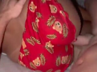Esposa sedenta por pica vai pra cama コム shortinho curto pra provocar o marido