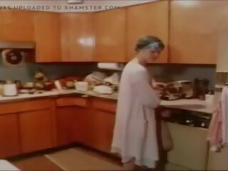 Добре всички надясно! (vintage стъпка мама версия)
