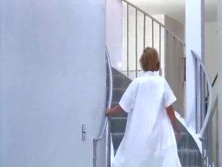 La docteresse a de gros nichon - 1988, dhuwur definisi bayan film mov 1d