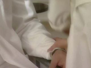 Very groovy anal threesome