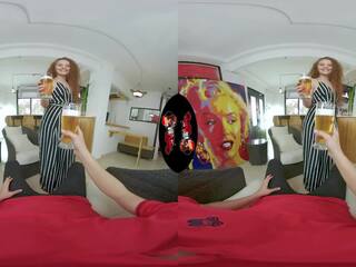Vrlatina - 大 屁股 紅 頭髮 拉丁 屁股 衝擊 - vr | 超碰在線視頻