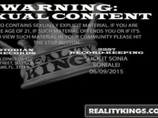 Realitykings - mikes apartment - &lpar;mad max&comma; magpakasal queen&rpar; - kaya dreamy