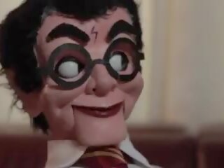 Harry puppet and the red head strumpet
