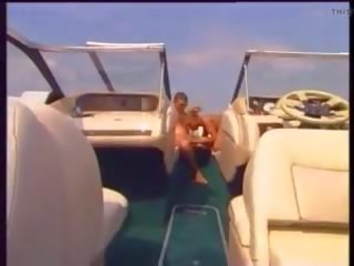 Fransuz blondinka agzyňa almak on gämi, mugt agzyňa almak dvd sikiş movie clip