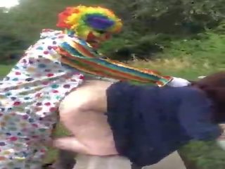 Gibby de clown eikels pawg in daylight