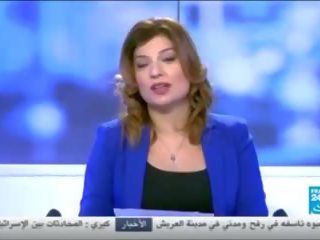 Attraente arabo journalist rajaa mekki strappo spento sfida.