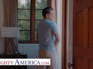 Poredne amerika - kendra spade flirts in jebe ji sosed