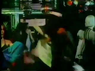 Classique bande baise avec serena et vanessa del rio