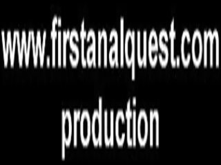 Nhút nhát cô gái acquiesced cô ấy trinh nữ đít sẽ được đập