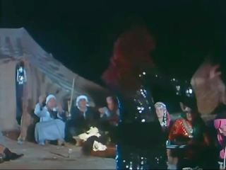 Deserter soldier for noor dancer, free dhuwur definisi porno 19