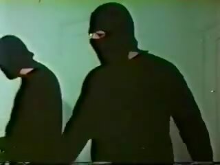 Tuff eğitim: tabut karma eğitim x vergiye tabi klips