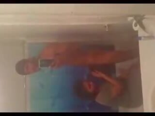 Follando con joven hombre