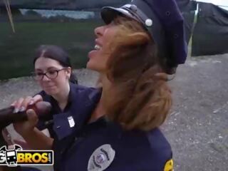 Bangbros - srečen suspect dobi tangled up s nekaj smashing provokativno ženska cops