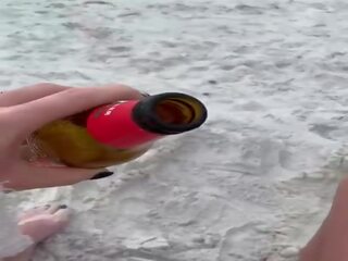 Interesting käyttö of a pullo, vapaa niellä salonki hd porno a2 | xhamster