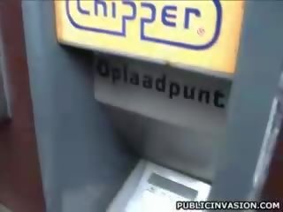 Hot dark haired slut sucks stiff bazooka in publik