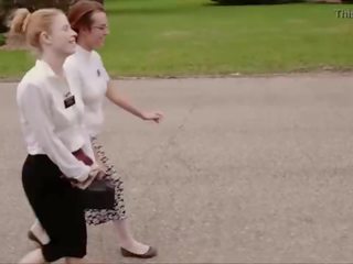 Mormongirlz: bertemu yang remaja missionaries!