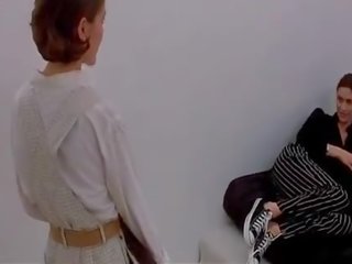 賈靜雯 米蘭 embrace 的 該 吸血鬼