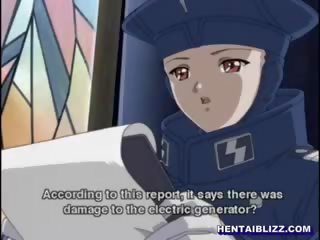 Lidhur me zinxhir hentai vajzat i turpëruar dhe gangbanged nga soldiers