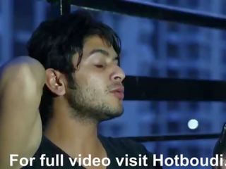 Pagal devar bhabi - bangla short vid mutiple nip slip during suwa düşmek (new)