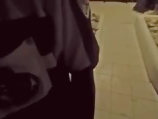 Baltie jaunkundze izpaužas daži melnas dzimumloceklis, bezmaksas hd pieaugušais video 89