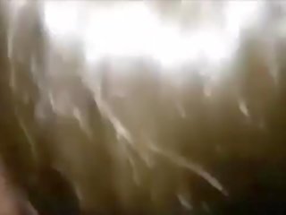 매혹적인 얼굴 아내 도착 전적으로 그린 1 시간 다음에 일 권리 immediately 후 빨기 세 자지