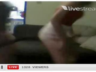 Jatty shaking her göt during crazybates x rated clip çat