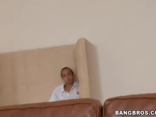 Lớn mẹ tôi đã muốn fuck được một dũng mạnh chết tiệt