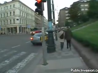 Indecent sõrmekas juures a tabel