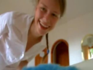 Unsere erste bj und courage schlucken