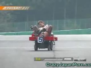 이상한 일본의 트리플 엑스 비디오 race!