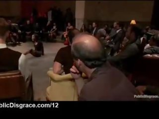 Honey gets strapped and gagged for jemagat öňünde